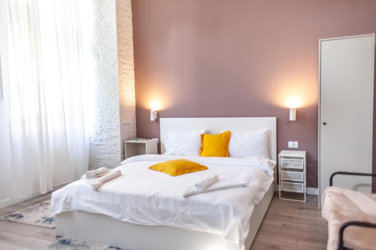 Modern Studio In The Heart Of Iasi Exteriér fotografie